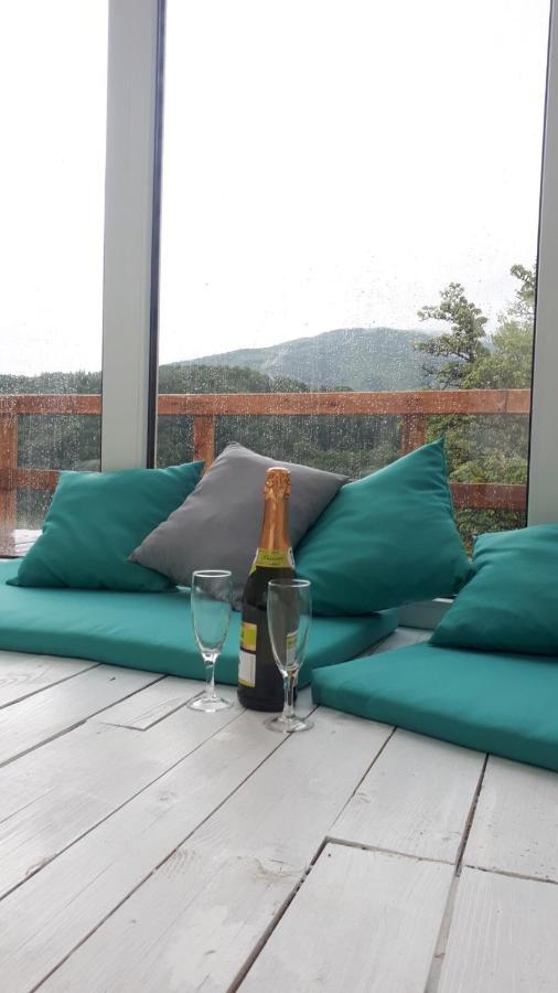 Глемпінг Luxury Hotell Lypovets Exteriör bild