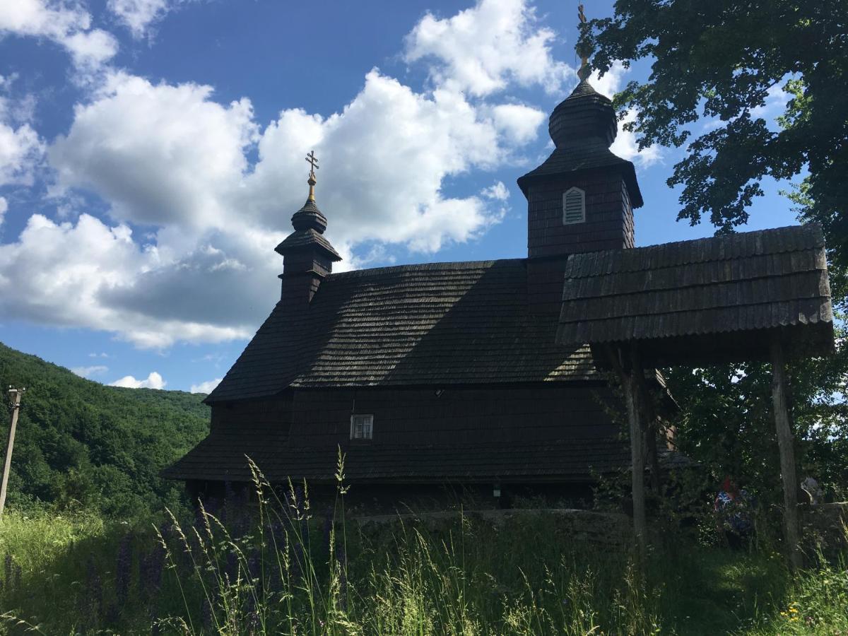 Глемпінг Luxury Hotell Lypovets Exteriör bild
